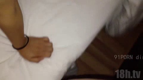 北京3P骚货 每天都操她 小逼太爽了!