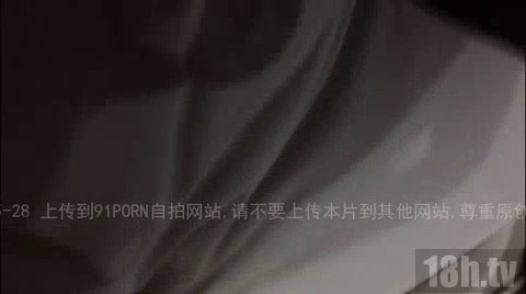 94年美女嫩妹纸后入只叫疼