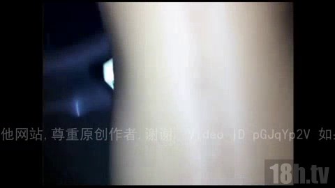 露脸车震最后吃精,公布骚女微信号