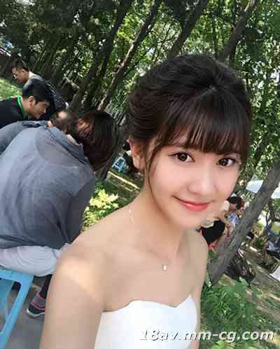超级清纯瘦挺小美女兮大大60个大尺度小视频集合 包含XXOO片段 丝袜自慰出水【1:22:00】