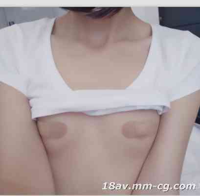 短發少女 創可乳貼 振動棒刺激小豆豆 隔壁房間在啪啪 聽得身體燥熱 流了好多淫水【12:00】