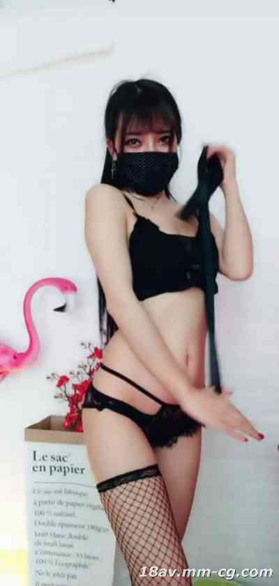 新人主播性感长腿小安妮，情趣内衣火辣热舞，粉嫩骚逼激情自慰，呻吟可射【32:38】